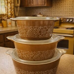 Vintage Pyrex Woodland pattern casserole dish set of 3 with 3 lids 473 474 475B